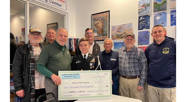 Bomber cadet receives aviation scholarship - Vimarsana News
