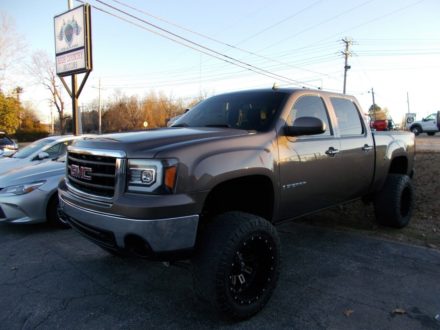 2008-gmc-sierra-1500-slt-4wd-4dr-crew-cab-5-8-ft-sb