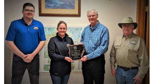 Twin Lakes Walleye Club recognized with achievement award - Vimarsana News