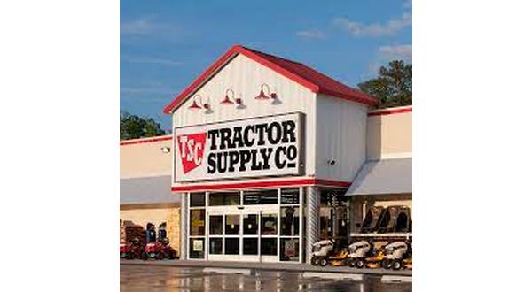 Entergy looks behind the scenes at landing Tractor Supply distribution center - Vimarsana News