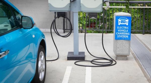 Electric vehicle charging stations open in Jonesboro - Vimarsana News