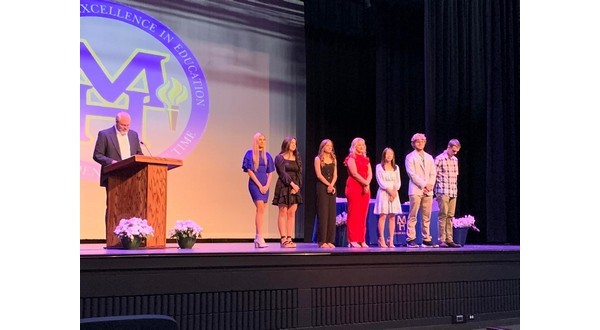 MH Rotary Club awards $17K in scholarships - Vimarsana News