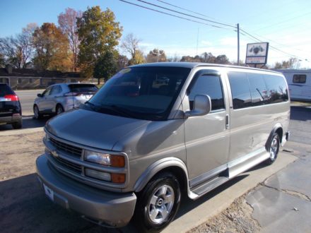 2001-chevrolet-express-passenger-g1500-lt-3dr-passenger-van-1