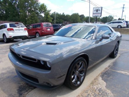 2018-dodge-challenger-sxt-plus-2dr-coupe
