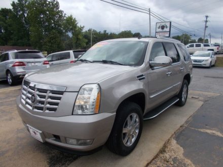 2007-cadillac-escalade-base-awd-4dr-suv