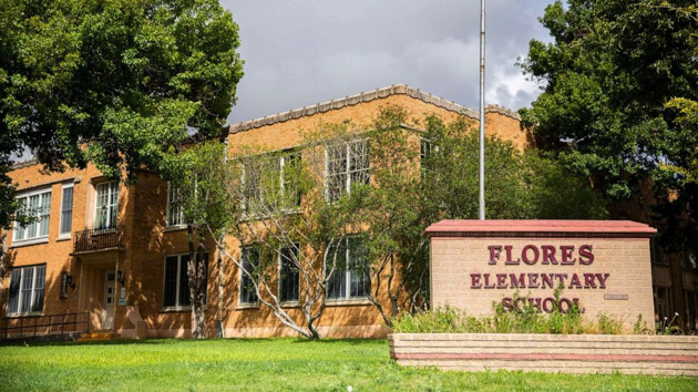 uvalde-365-3-flores-elementary-school-02-ht-iwb-220825_1661519253238_hpembed_3x2_992