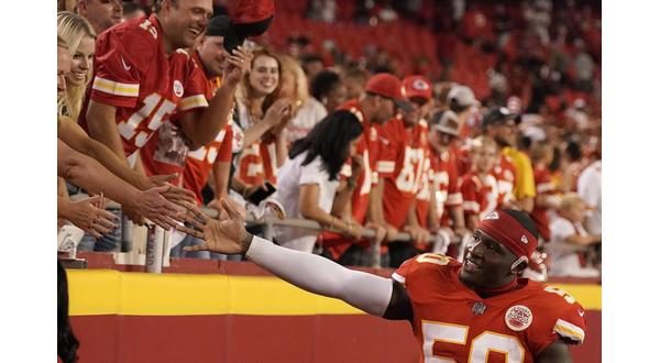 Chiefs LB Willie Gay Jr. has one 2022 goal: leading NFL