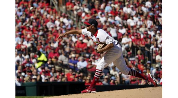Cardinals' Wainright back in 2023; coaching staff to change - Vimarsana News