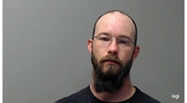 Man who broke into vehicles and removed property sentenced - Vimarsana News