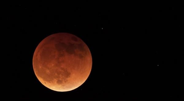 wireready_11-07-2022-22-24-04_00197_lunareclipse2022