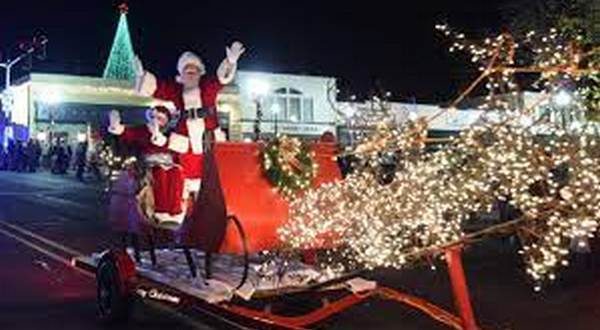 wireready_12-02-2022-11-38-24_00044_christmasparadesanta