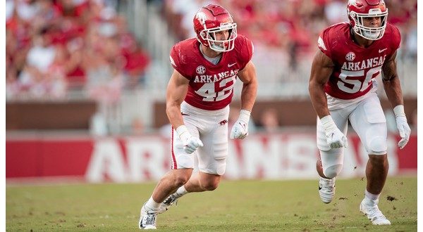 Arkansas LB Drew Sanders named Bednarik National Player of the Week