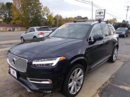 2017-volvo-xc90-t6-inscription-awd-4dr-suv-3