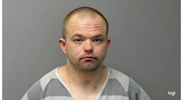 MH man arrested after leading deputy on high-speed chase - Vimarsana News