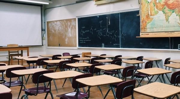 wireready_04-05-2023-12-26-03_00009_schoolroom