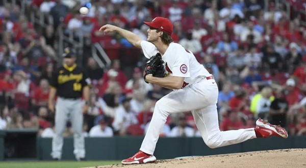 Woodford, Cards' pen shut down Pirates - Vimarsana News