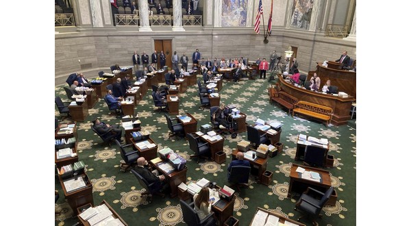 wireready_05-13-2023-16-34-03_00064_missourisenatefloor