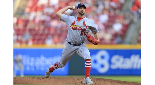 Adam Wainwright strikes out nine, 05/01/2023