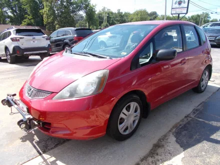 2010-honda-fit-base-4dr-hatchback-5m