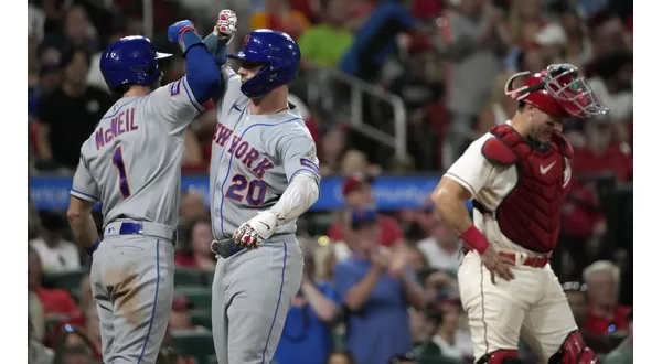 Daniel Vogelbach's grand slam secures Mets' win over Cardinals