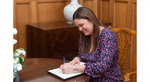 wireready_09-08-2023-19-00-10_00015_huckabeesanders