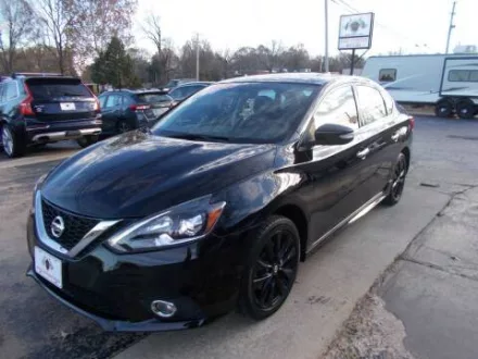 2017-nissan-sentra-sr-turbo-4dr-sedan-6m-4