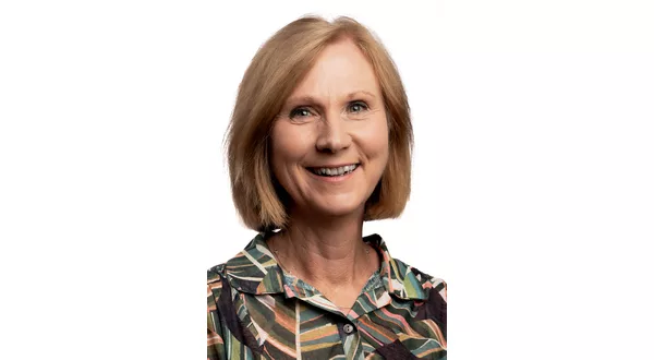 wireready_10-24-2023-16-52-06_00019_molliemorganheadshot