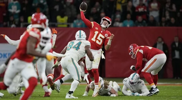 wireready_11-05-2023-19-16-03_00051_patrickmahomes11523
