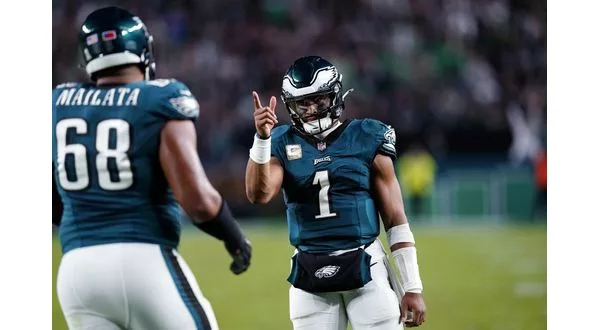 wireready_11-06-2023-12-36-04_00054_jalenhurts11523