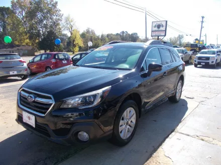 2018-subaru-outback-2-5i-premium-awd-4dr-wagon-3