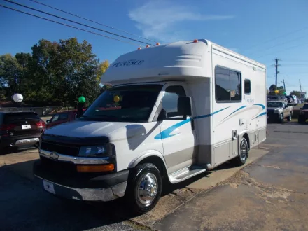 2004-chevrolet-gulf-stream-b-touring-cruiser-copy