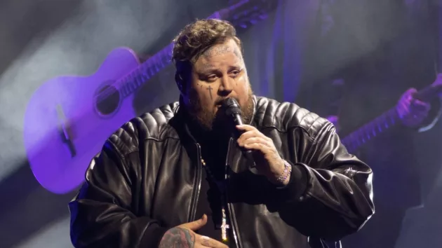m_jellyroll2023cmaawardsperformancedisneyfrankmicelotta387594