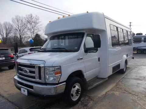 2016-ford-e-series-e-450-sd-2dr-commercial-cutaway-chassis-138-176-in-wb