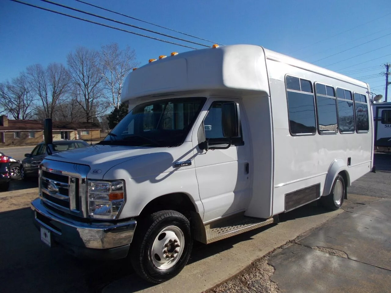 2015-ford-e-series-e-450-sd-2dr-commercial-cutaway-chassis-158-176-in-wb
