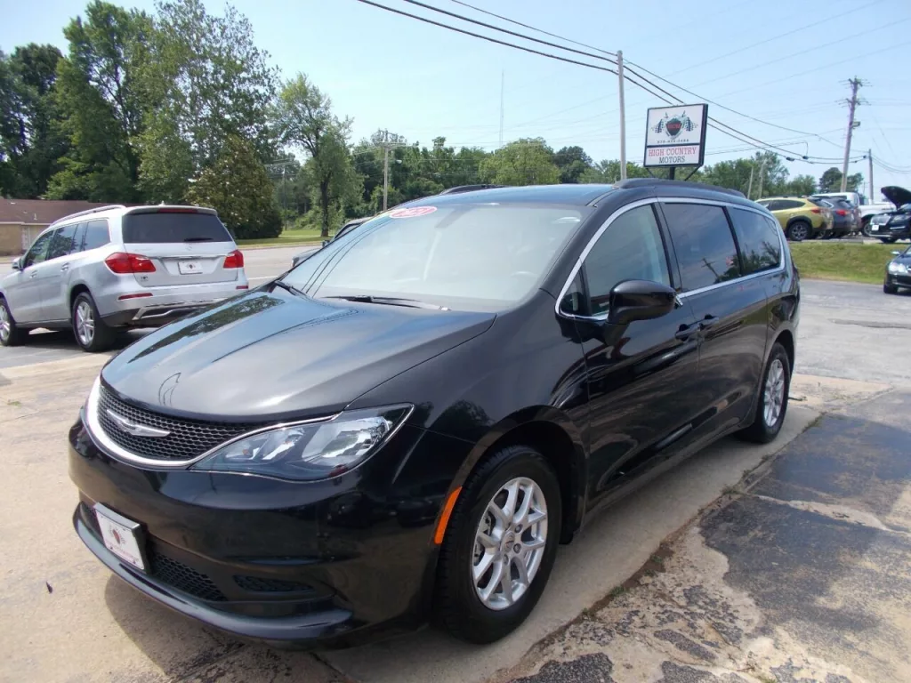 2021 Chrysler Voyager LXI KTLO