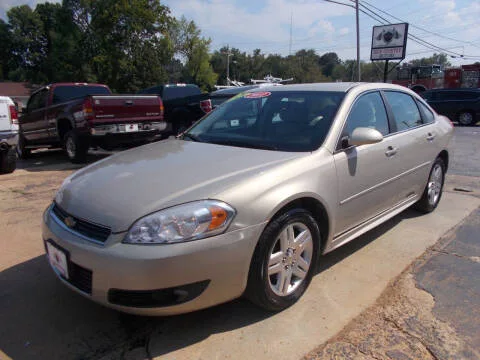 2011-chevrolet-impala-lt-4dr-sedan