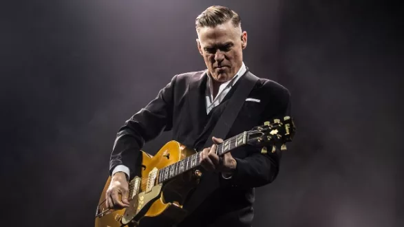 getty_bryanadams_101524514910