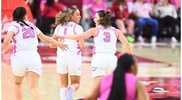 wireready_02-14-2025-06-36-04_00110_arkansaswomen21325