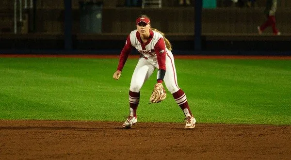 wireready_03-09-2025-04-30-05_00087_arkansassoftball3825