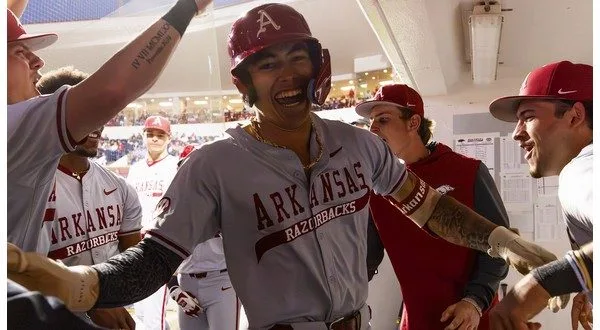 wireready_03-16-2025-12-54-04_00047_arkansasbaseball31525