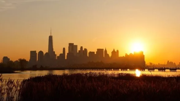 news_nycnjfire_042425781994