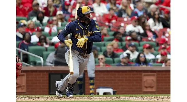 wireready_04-28-2025-03-32-04_00056_christianyelich42725