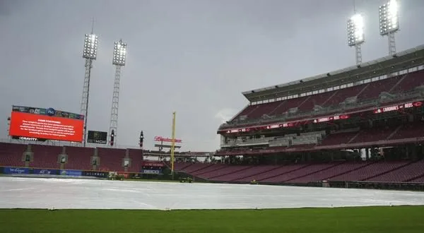 wireready_04-30-2025-00-16-04_00098_cardsredsrainout