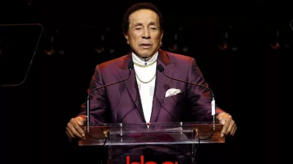 getty_smokeyrobinson_050725820281