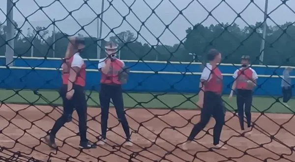 wireready_05-08-2025-09-22-03_00143_gainesvillesoftball5725