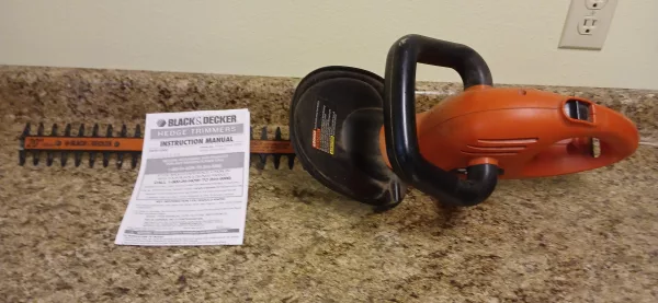 hedge-trimmer
