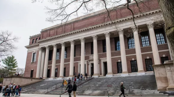 news_harvard_61625484056