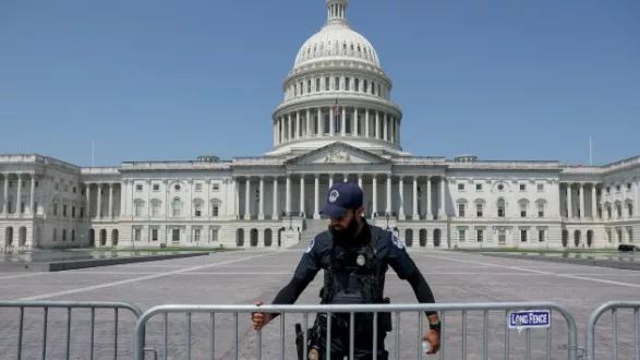 getty_capitol-1-gty-gmh-250623_1750701979591_hpmain651391