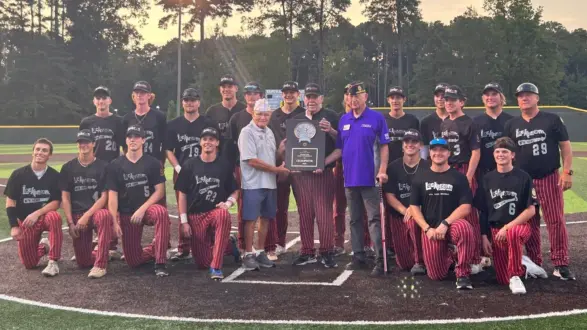 wireready_08-06-2025-10-52-04_02150_lockeroomstatechamps