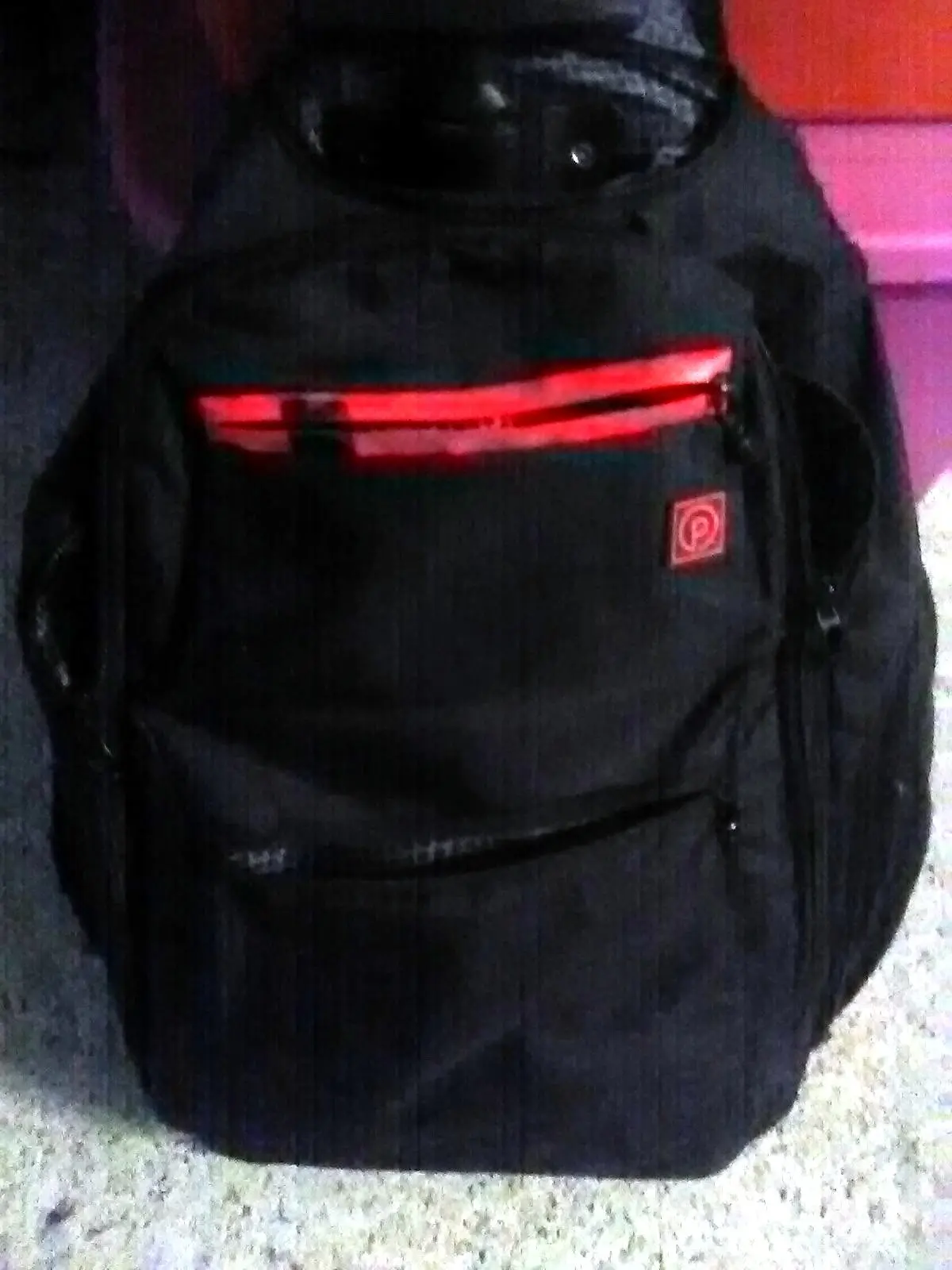 13-travel-luggage-25